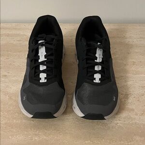 Black and Gray On Clouds men’s great condition